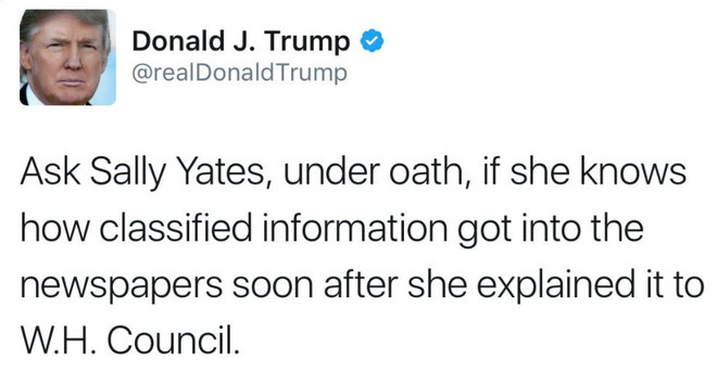 Từ điển cũng "bó tay" với dòng tweet sai chính tả của ông Trump ảnh 2