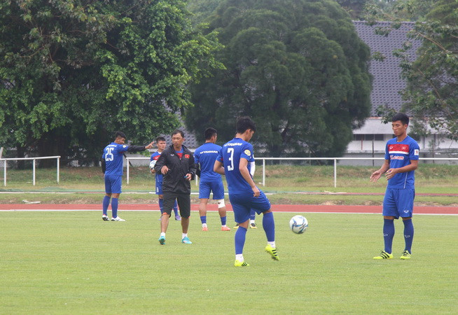 HLV Hữu Thắng đề nghị báo chí đưa tin chuẩn xác về U22 Việt Nam ảnh 2