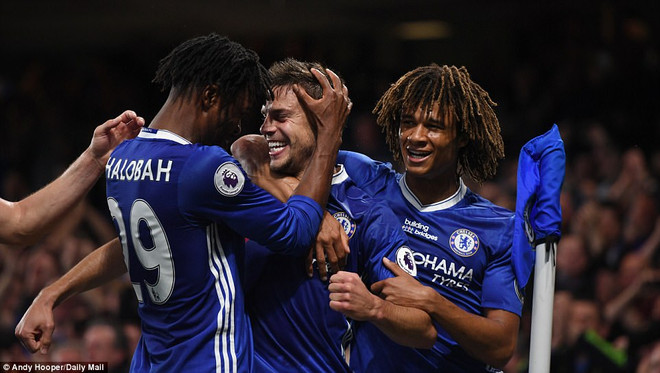 Chelsea ăn mừng chức vô địch bằng chiến thắng "siêu kịch tính" ảnh 1