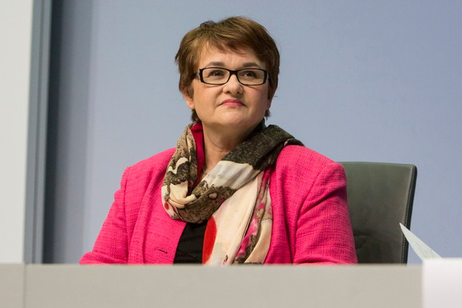 ECB thận trọng cân nhắc ngừng các gói kích thích hỗ trợ Eurozone ảnh 1