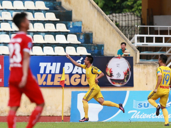 Nam Định thăng hạng V-League sau trận "đại chiến" với Viettel ảnh 1