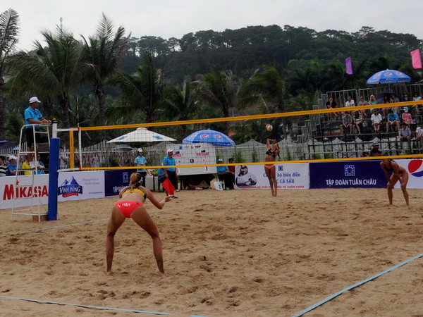 Khai mạc giải bóng chuyền bãi biển nữ châu Á-Tuần Châu 2017 ảnh 1
