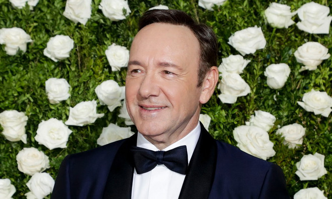 Netflix khai tử 'House of Cards' sau cáo buộc về Kevin Spacey ảnh 1