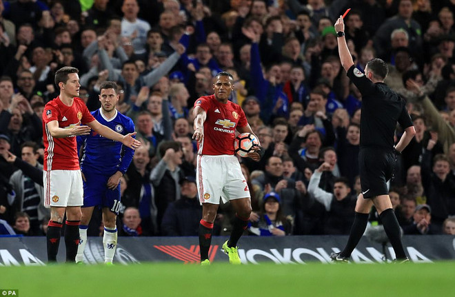 Kante lập công, Chelsea biến Man United thành cựu vương FA Cup ảnh 2