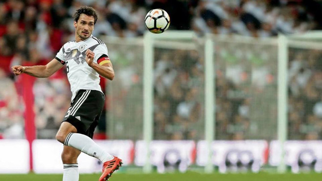 Trung vệ Mats Hummels: Franz Beckenbauer thời hiện đại? ảnh 1