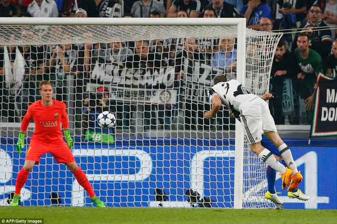 Paulo Dybala lập cú đúp, Juventus thắng vùi dập Barcelona ảnh 4