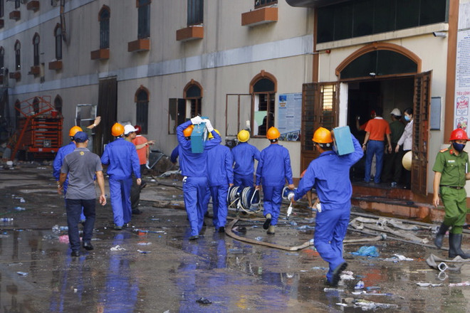 Bắt đầu khám nghiệm hiện trường vụ cháy lớn tại Cần Thơ ảnh 2