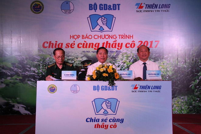 Tuyên dương chiến sỹ biên phòng đóng góp vào sự nghiệp giáo dục ảnh 2