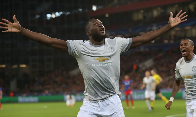 Romelu Lukaku lập kỳ tích, M.U thắng vùi dập CSKA Moscow ảnh 1