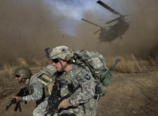 Tướng Mỹ thúc giục tăng quân tại chiến trường Afghanistan ảnh 1