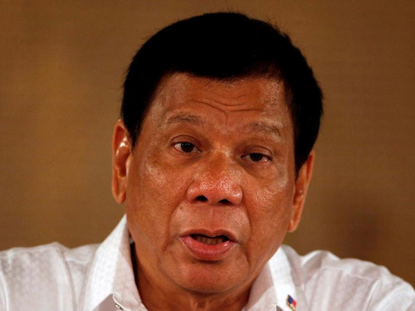 Tổng thống Philippines tuyên bố sẽ không mua vũ khí của Mỹ ảnh 1