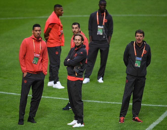 M.U hủy họp báo sau vụ đánh bom liều chết ở Manchester Arena ảnh 7