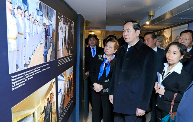 Chủ tịch nước và đoàn đại biểu Việt Nam thăm Chiến hạm Rạng Đông ảnh 3