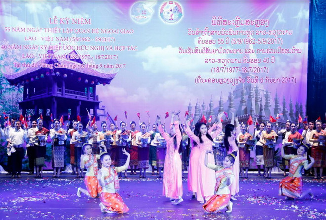 Míttinh trọng thể kỷ niệm Năm đoàn kết, hữu nghị Việt Nam​-Lào ảnh 4