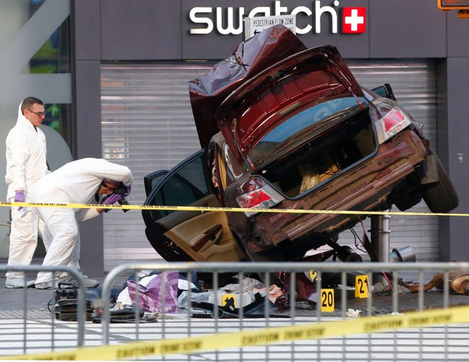 Thủ phạm đâm xe ở Quảng trường Thời đại bị cáo buộc tội giết người ảnh 2