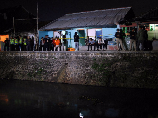 Indonesia phá vỡ một loạt âm mưu đánh bom các địa điểm công cộng ảnh 1