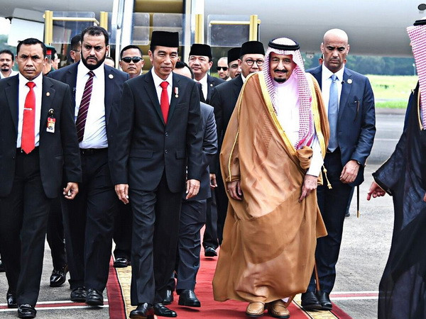Quốc Vương Saudi Arabia bắt đầu chuyến thăm nhà nước Indonesia ảnh 1
