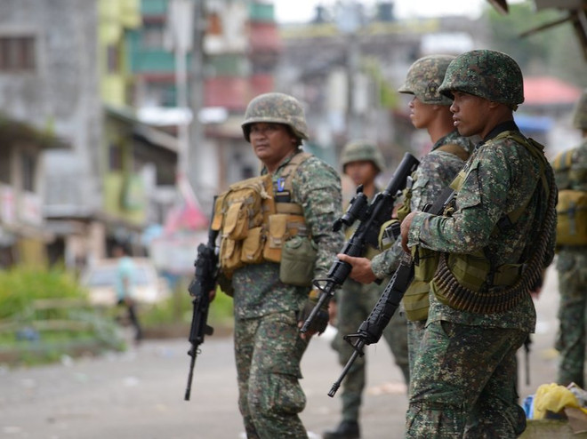Lực lượng vũ trang Philippines ở thành phố Marawi. (Nguồn: AFP/Getty Images) Đặc nhiệm Mỹ hỗ trợ Philippines truy quét phiến quân ở Marawi ảnh 1