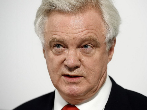 Bộ trưởng Anh phụ trách đàm phán rời EU David Davis. (Nguồn: Getty Images) Anh: Bộ trưởng Davis bác bỏ tin tranh cử vị trí lãnh đạo đảng Bảo thủ ảnh 1