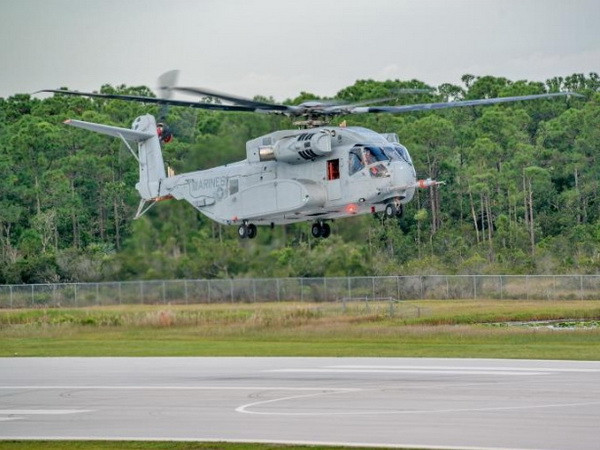 Đức chi khoảng 4 tỷ euro mua gần 60 trực thăng vận tải của Mỹ ảnh 1