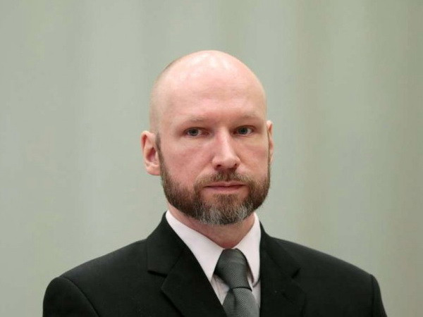 Kẻ giết người hàng loạt Breivik không bị đối xử vô nhân đạo ảnh 1