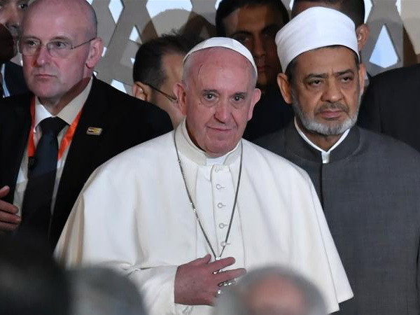 Giáo hoàng kêu gọi đoàn kết tôn giáo chống chủ nghĩa khủng bố ảnh 1