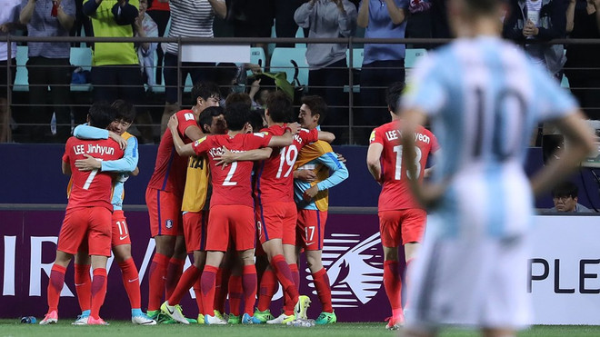 Hạ gục U20 Argentina, U20 Hàn Quốc thẳng tiến vòng knock-out ảnh 2