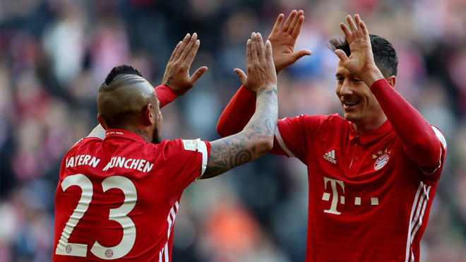 Cận cảnh chiến thắng hủy diệt 8-0 của Bayern trước Hamburg SV ảnh 1