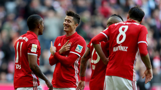 Bayern - Hamburg 8-0: Ancelotti, Müller và những điều mới lạ ảnh 4