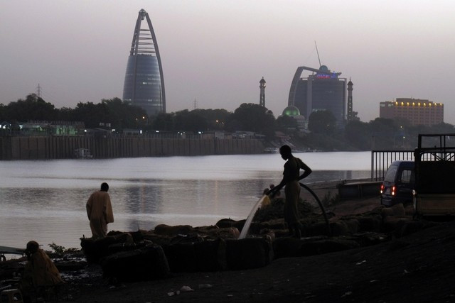 UAE "bơm" hơn 400 triệu USD vào ngân hàng trung ương Sudan ảnh 1