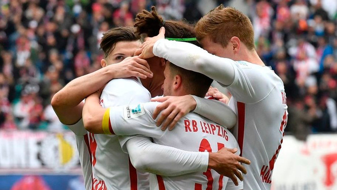 Bayern, Bundesliga và sự thật đáng buồn của bóng đá Đức ảnh 3