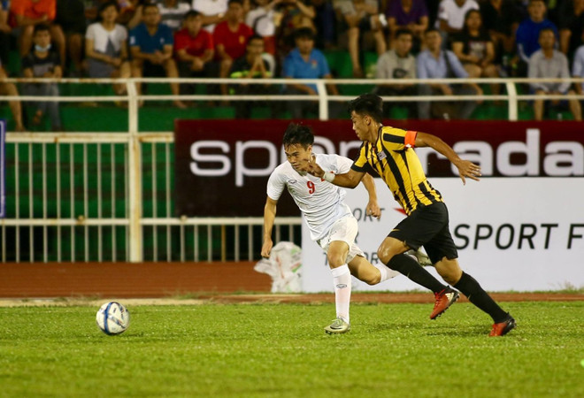 Cận cảnh U23 Việt Nam giành chiến thắng đậm trước U23 Malaysia ảnh 1