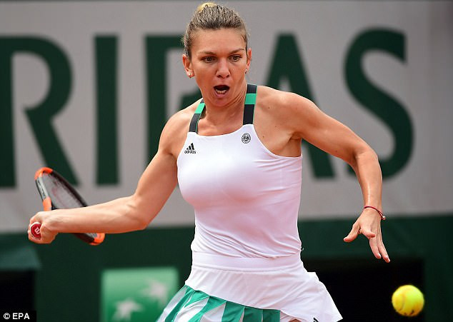 Halep đã có cơ hội để vô địch nhưng cô lại bỏ lỡ đáng tiếc. (Nguồn: EPA) Jelena Ostapenko đi vào lịch sử với chức vô địch Roland Garros ảnh 3