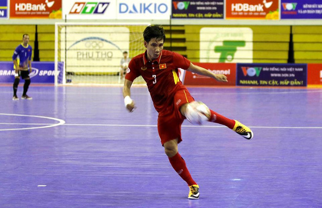 Tuyển Futsal Việt Nam thua đậm Malaysia ở trận cầu có 3 thẻ đỏ ảnh 1