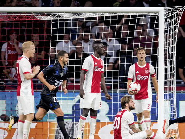 Kết quả Champions League: Nhiều đội bóng mạnh cay đắng chia tay ảnh 1