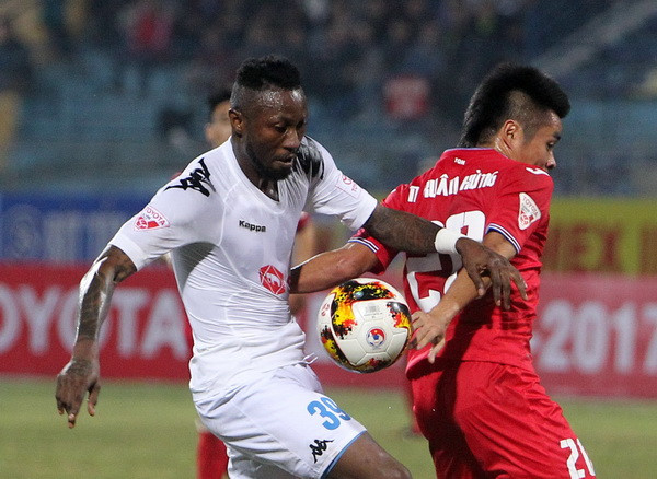 Đương kim vô địch Hà Nội thua sốc trước QNK Quảng Nam ảnh 1