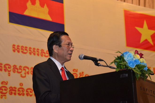 Chiêu đãi trọng thể kỷ niệm 50 năm quan hệ Việt Nam​-Campuchia ảnh 1
