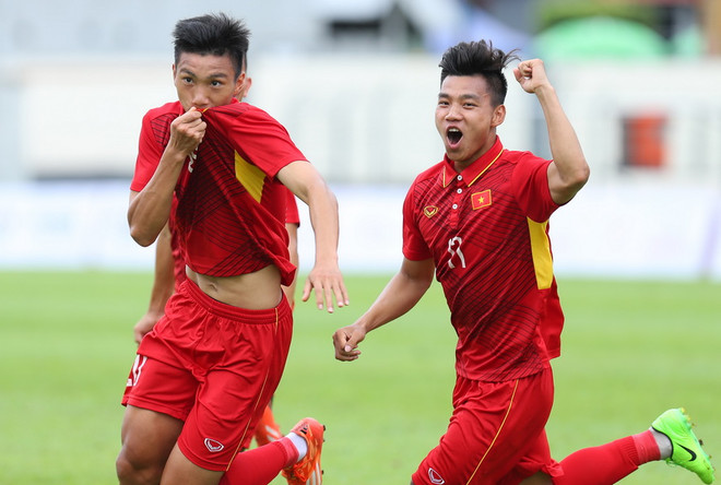 Cục diện bảng B: Việt Nam đứng đầu, Philippines hạ Campuchia ảnh 1