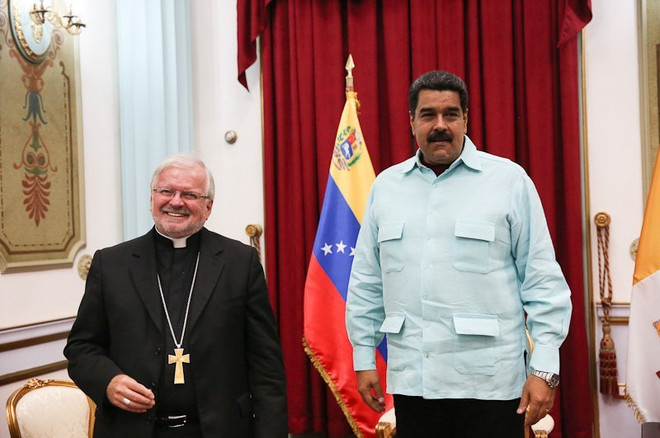 Tổng thống Venezuela Maduro đã gặp phái viên Tòa thánh Vatican Giordano. (Nguồn: gob.ve) Tổng thống Venezuela Maduro gặp phái viên Tòa thánh Vatican ảnh 1
