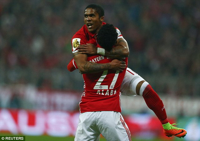 Nhọc nhằn hạ Wolfsburg B, Bayern lần thứ 10 liên tiếp vào tứ kết ảnh 1