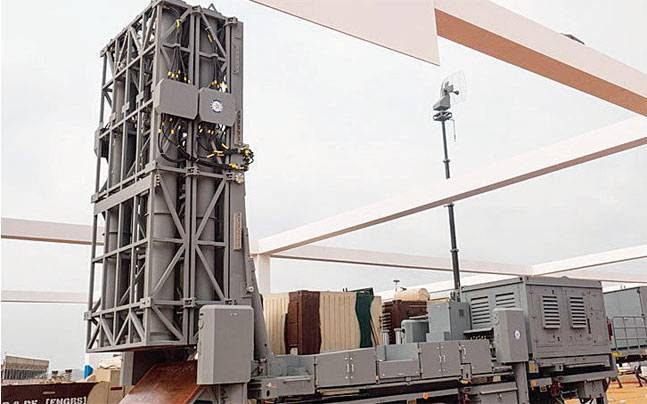 Thủ tướng Ấn Độ "bật đèn xanh" cho việc mua vũ khí của Israel ảnh 1