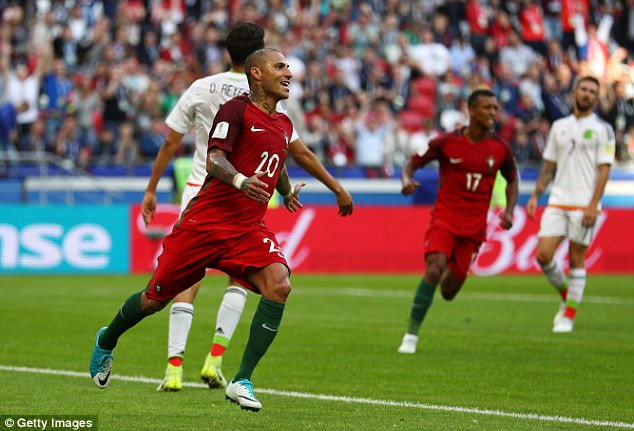 Quaresma mở tỷ số cho Bồ Đào Nha. Bồ Đào Nha đánh rơi chiến thắng trước Mexico ở phút bù giờ ảnh 2