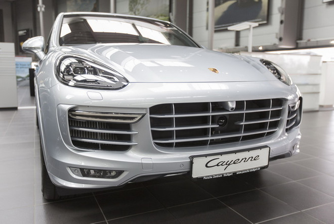 Đức ra lệnh thu hồi hơn 22.000 chiếc ôtô Porsche Cayenne ảnh 1
