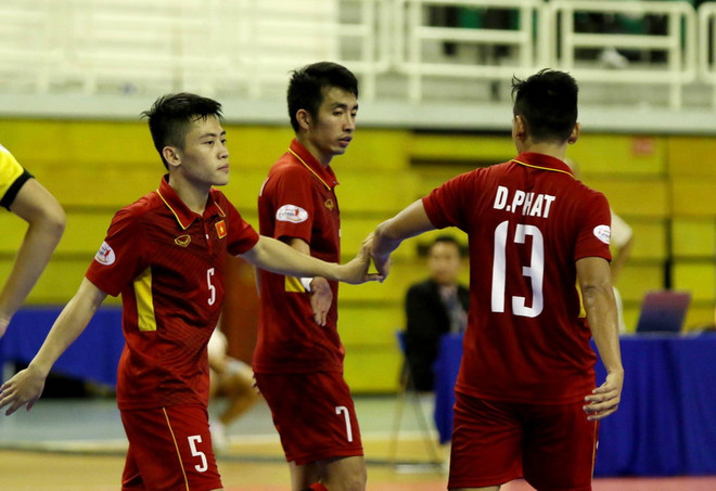 Tuyển Futsal Việt Nam vào bán kết bằng chiến thắng hủy diệt ảnh 1