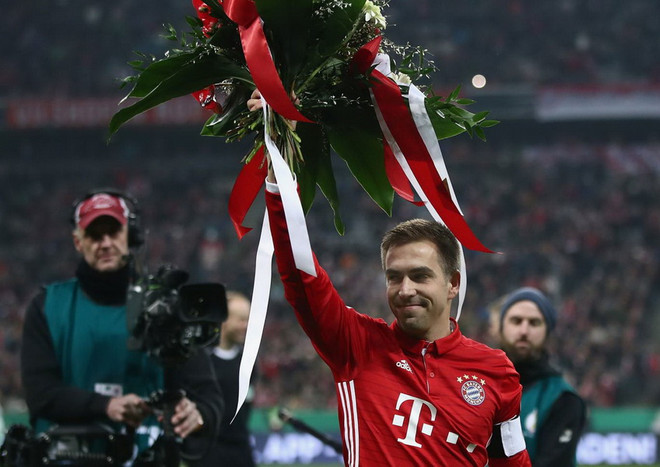 Lahm để lại ba câu hỏi lớn cho Bayern sau quyết định nghỉ hưu ảnh 1