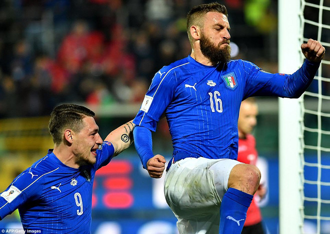 De Rossi mở đầu cho chiến thắng của Italy. (Nguồn: AFP/Getty Images) Kết quả chi tiết vòng loại World Cup 2018 khu vực châu Âu ảnh 1