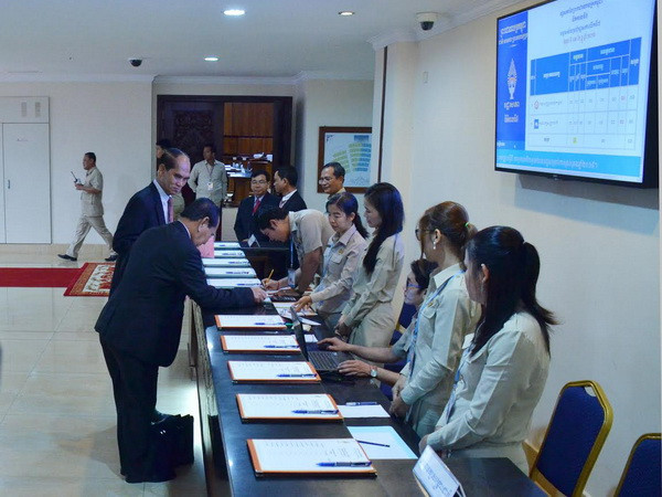 Quốc hội Campuchia họp bất thường thông qua quyết định sửa nội quy ảnh 1