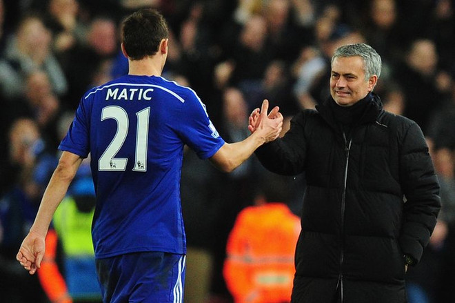 M.U chiêu mộ Nemanja Matic: Mourinho có máy quét hạng sang! ảnh 2