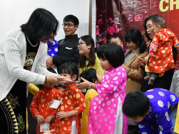 Tết Cộng đồng đầm ấp của người Việt tại cực Nam Nhật Bản ảnh 1