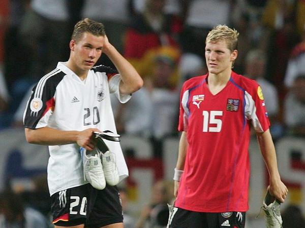 Podolski-Schweinsteiger: Một tình bạn đặc biệt trên sân cỏ! ảnh 4